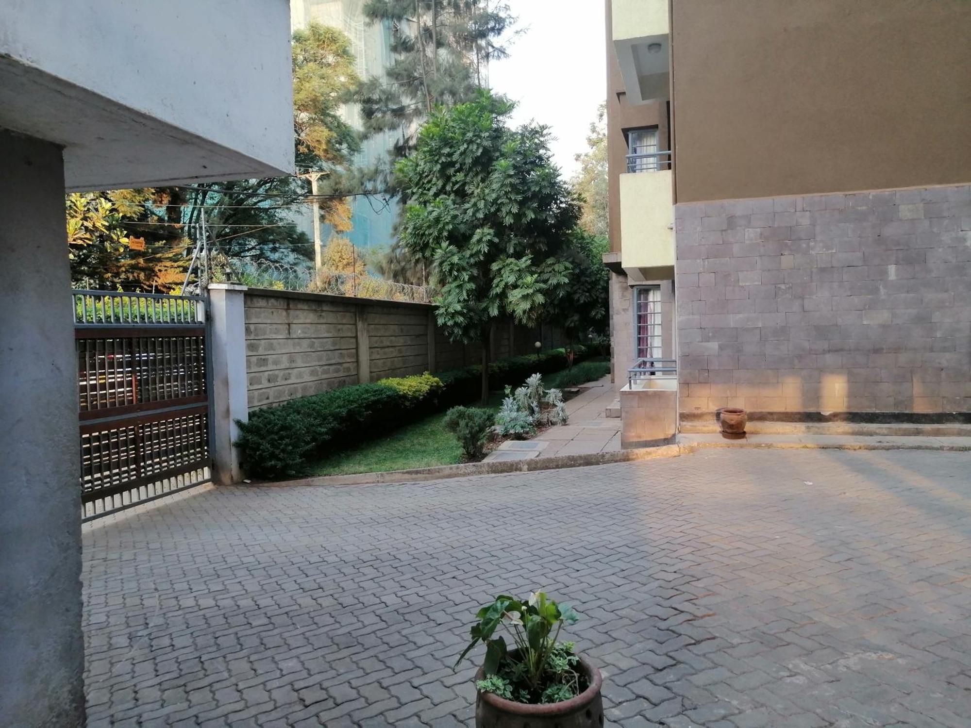 Salmiya Place 2 Найроби Экстерьер фото